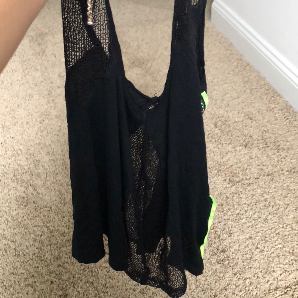 Tank top - Picture 2 of 3
